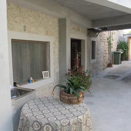 Hotel Petrcane פטרצ'אנה