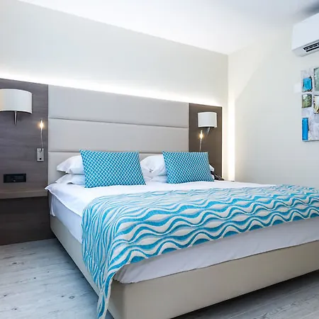 Hotel Petrcane 4* פטרצ'אנה