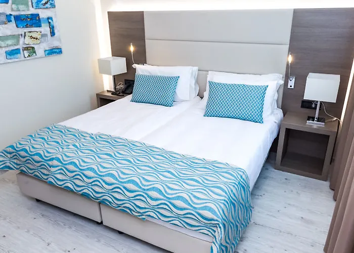 Hotel Petrcane Отель Петрчане