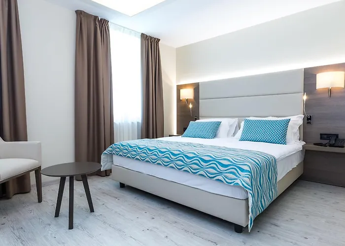 Отель Hotel Petrcane