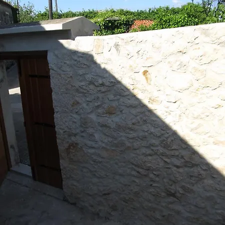 Hotel Petrcane פטרצ'אנה