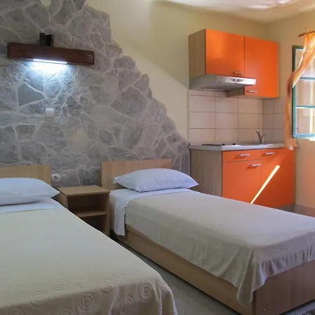 Hotel Hotel Petrcane