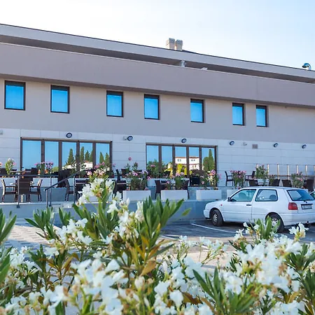 Hotel Petrcane 4* Petrcane