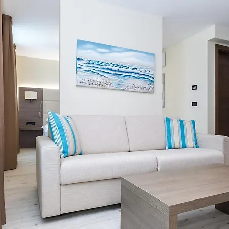 מלון Hotel Petrcane 4*