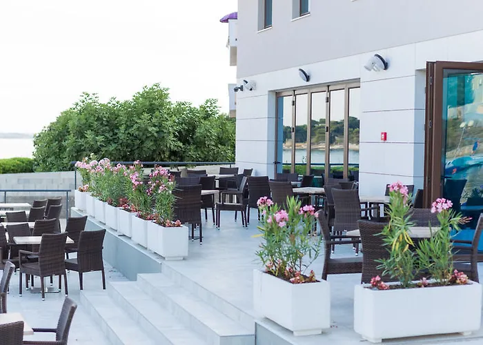 Hotel Petrcane Hotell